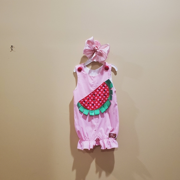 Springtime romper - Picture 3 of 3